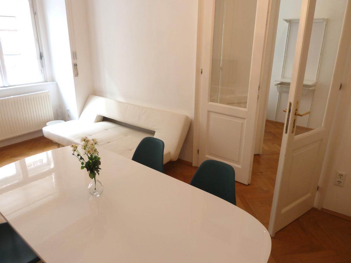โซเบียสกี อพาร์ตเมนต์ Apartment เวียนนา ภายนอก รูปภาพ